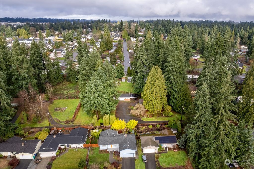 Photo of 20710 Cypress Way, Lynnwood, WA 98036 (MLS # 2185650)