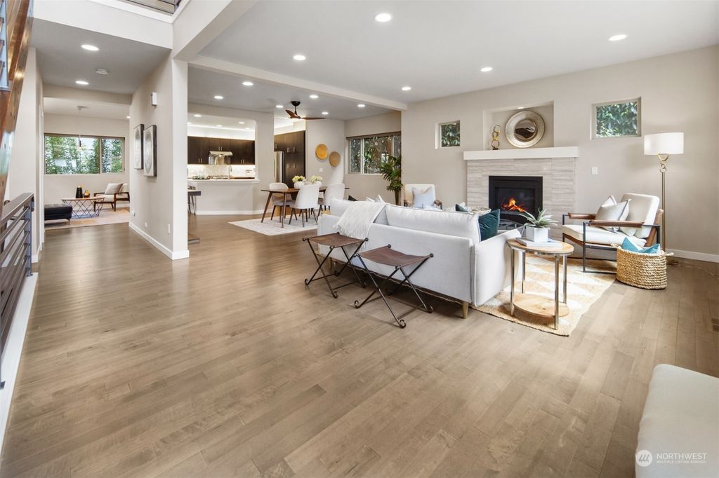 Photo of 1708 NE Brockman Place, Seattle, WA 98125 (MLS # 2242667)