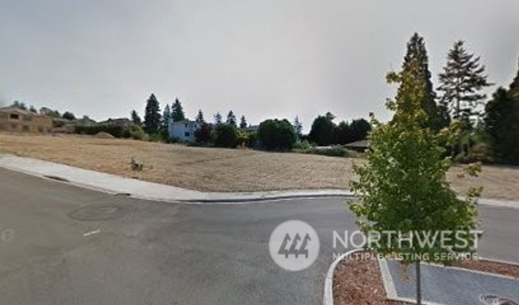 Photo of 652 SW 185th Street, Normandy Park, WA 98166 (MLS # 2028684)