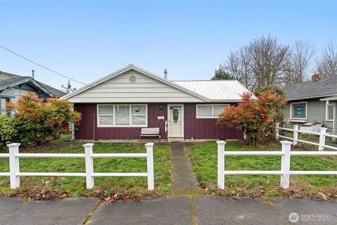 Photo of 729 Euclid Way Way, Centralia, WA 98531 (MLS # 2473325)