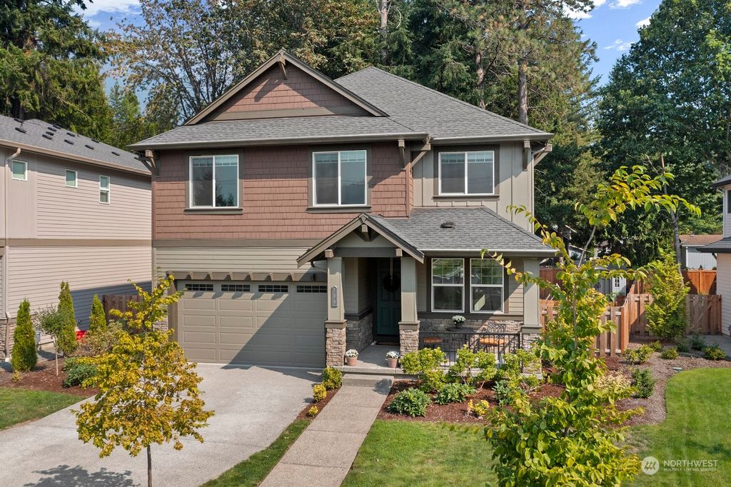 Photo of 736 Maloney Grove Avenue SE, North Bend, WA 98045 (MLS # 1994764)