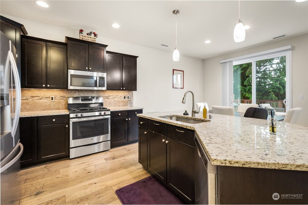 Photo of 327 202nd Place SW #9, Lynnwood, WA 98036 (MLS # 2065536)