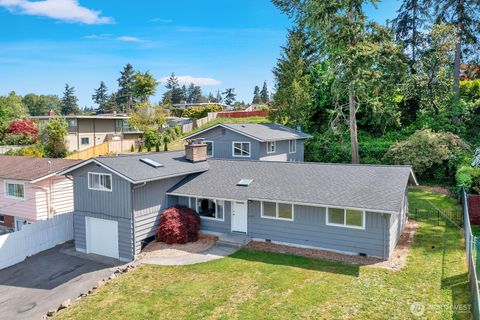 23422 26th Avenue S, Des Moines, WA 98198 - MLS#: 2368686