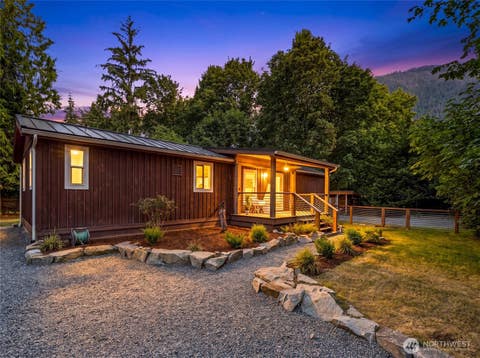 Photo of 19404 636th Avenue NE, Baring, WA 98224 (MLS # 2573744)
