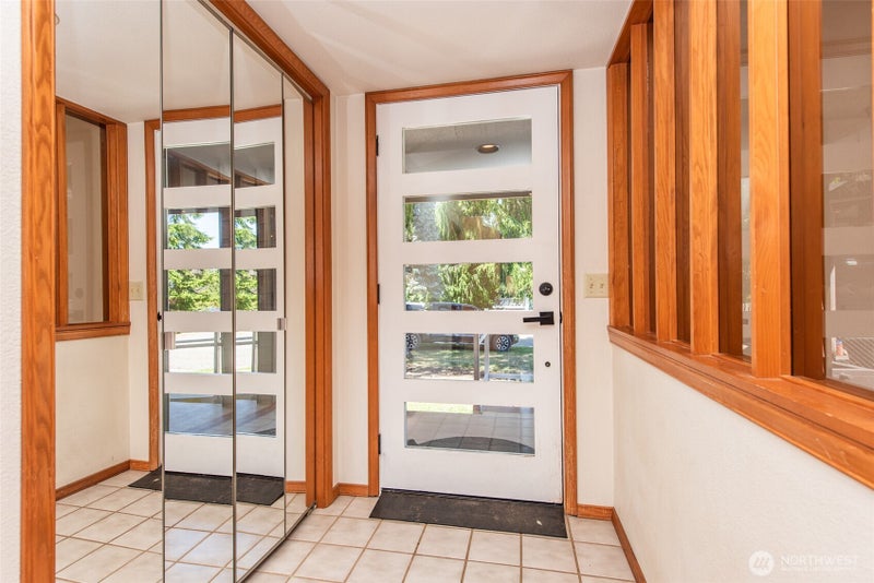 1419 S Pacific Vista