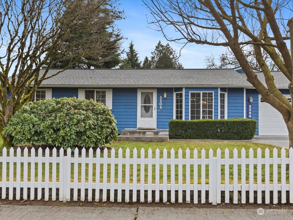 Photo of 5506 93rd Place NE, Marysville, WA 98270 (MLS # 2191724)