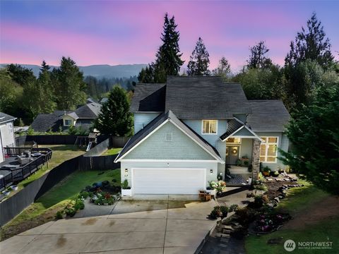Photo of 117 Alta Vista, Longview, WA 98632 (MLS # 2441210)