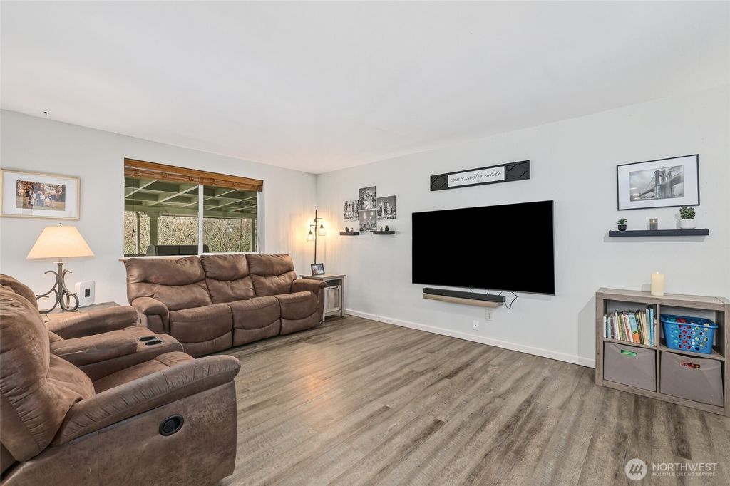 Photo of 2307 16th Avenue, Milton, WA 98354 (MLS # 2465773)