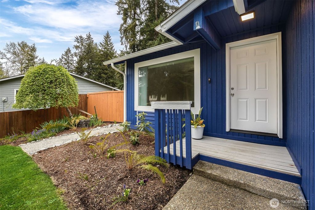 Photo of 15705 90th Avenue Ct E, Puyallup, WA 98375 (MLS # 2510171)