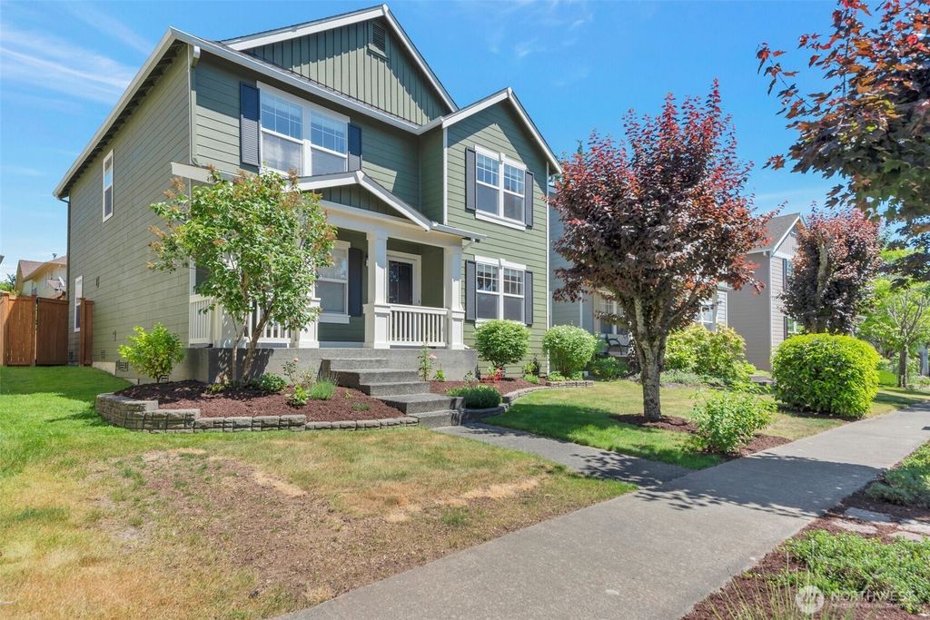 Photo of 10120 225th Terrace NE, Redmond, WA 98053 (MLS # 2389691)