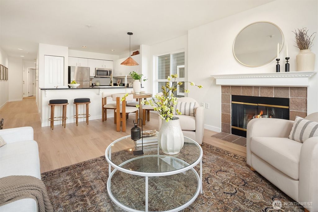 Photo of 1504 Aurora Avenue N #201, Seattle, WA 98109 (MLS # 2477396)