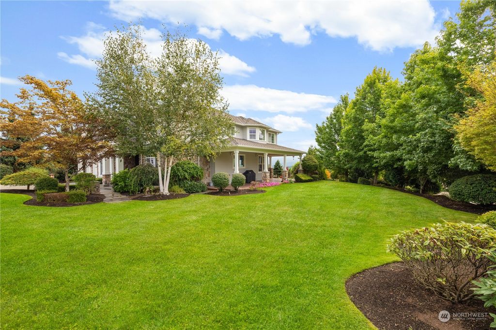 Photo of 36223 SE Saint Andrews Lane, Snoqualmie, WA 98065 (MLS # 1996141)