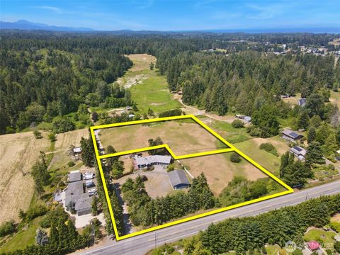 Photo of 10 Davenhill Lane, Sequim, WA 98382 (MLS # 2394466) Photo of 10 Davenhill Lane, Sequim, WA 98382 (MLS # 2394466)