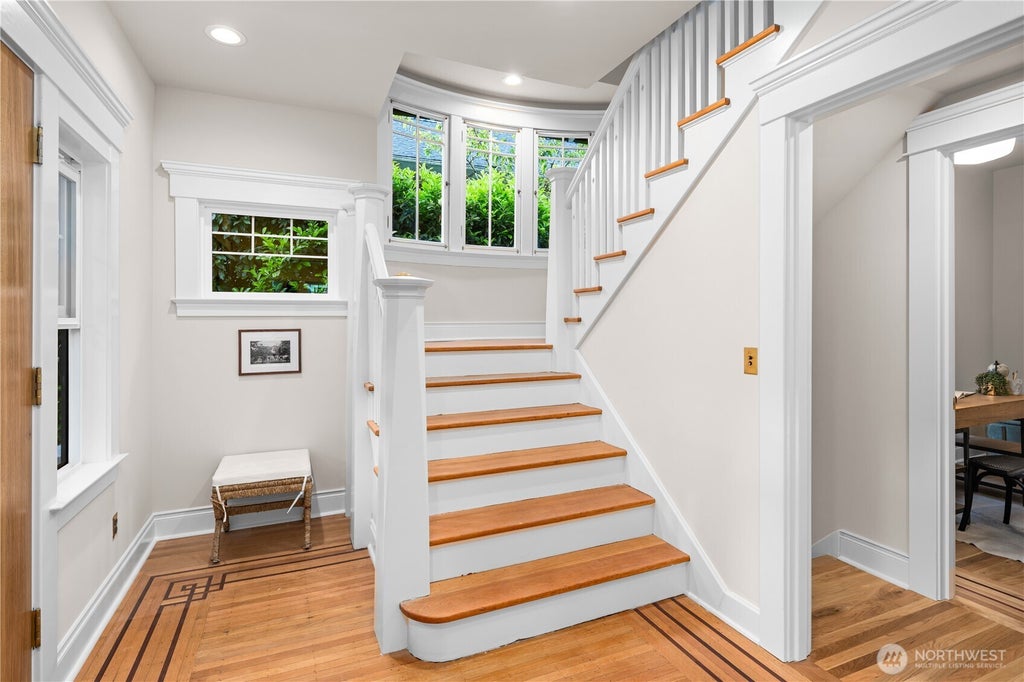 Photo of 946 22nd Avenue E, Seattle, WA 98112 (MLS # 2524053)
