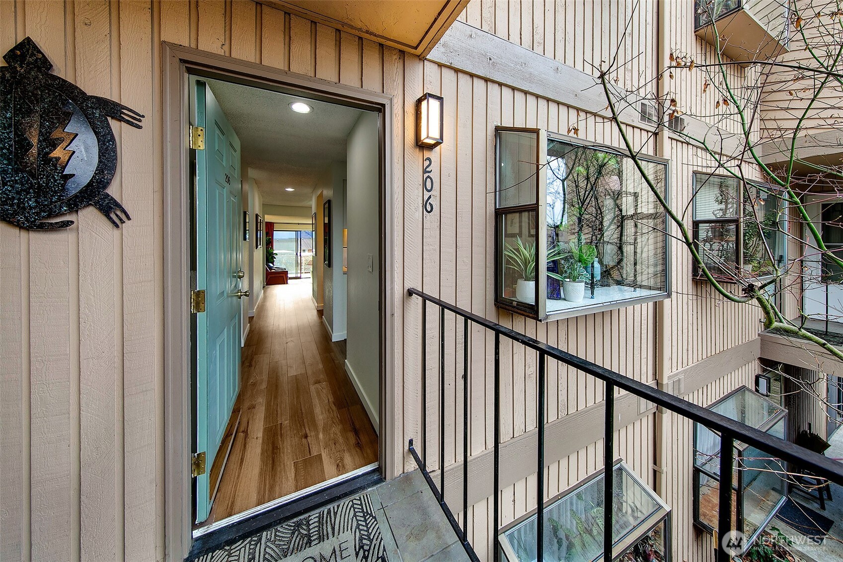 23001 Lakeview Drive I-206