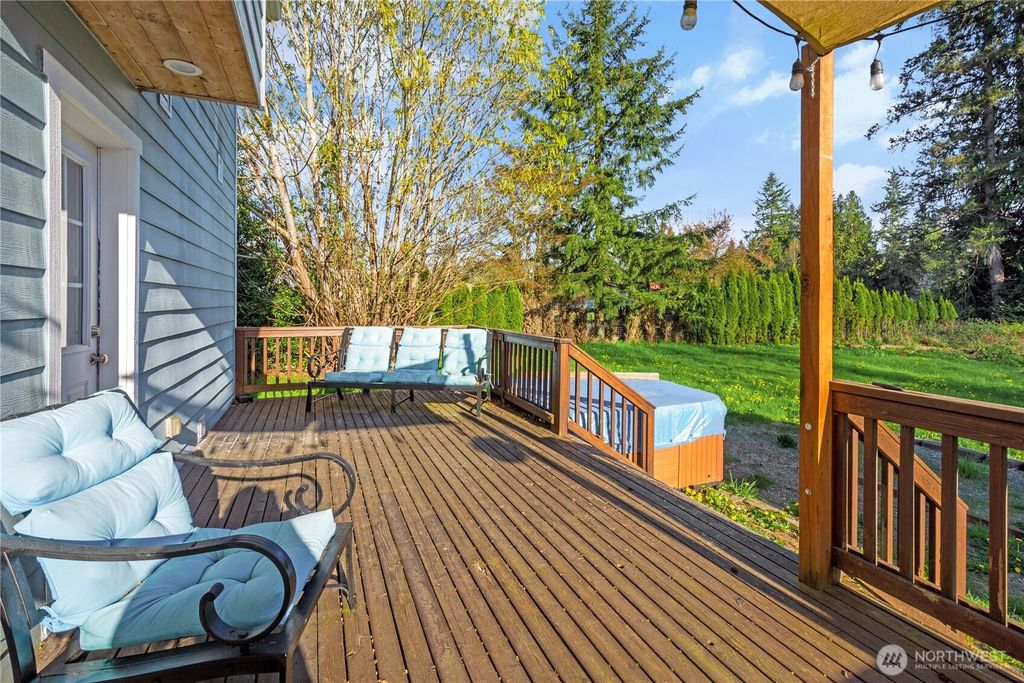 Photo of 10632 84th Street NE, Lake Stevens, WA 98258 (MLS # 2373411)