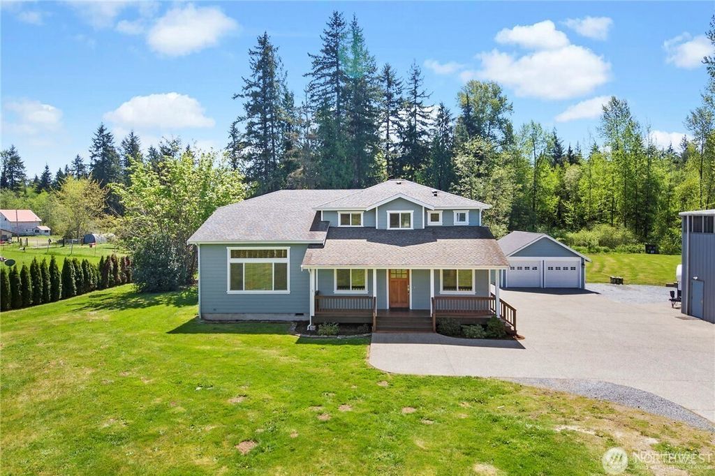 Photo of 10632 84th Street NE, Lake Stevens, WA 98258 (MLS # 2373411)