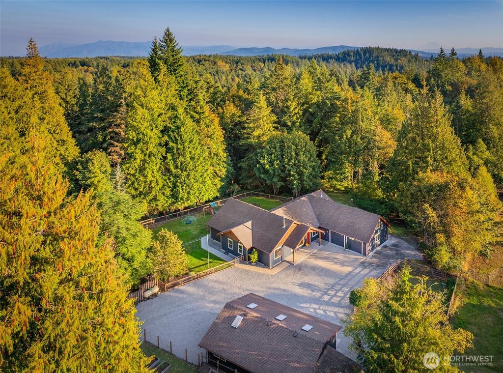 Photo of 17724 62nd Street SE, Snohomish, WA 98290 (MLS # 2436657)