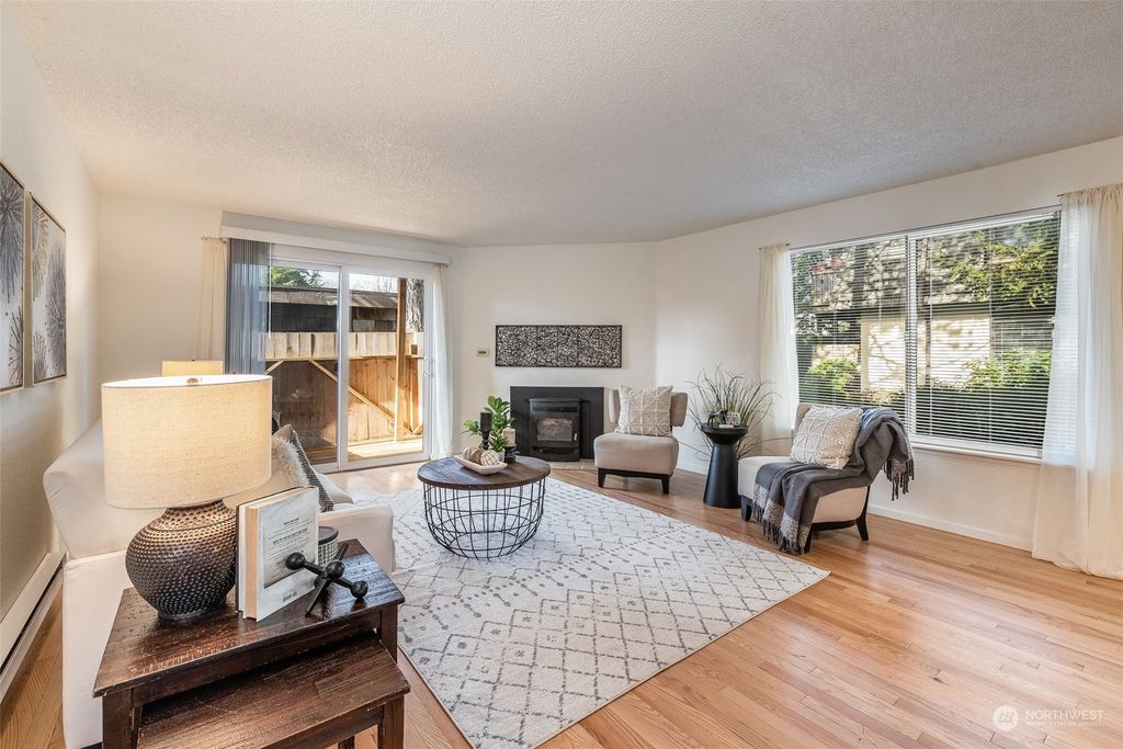 Photo of 8627 25th Avenue SW #B, Seattle, WA 98106 (MLS # 2040074)