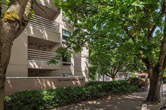 535 Summit Avenue E 403 #403, Seattle