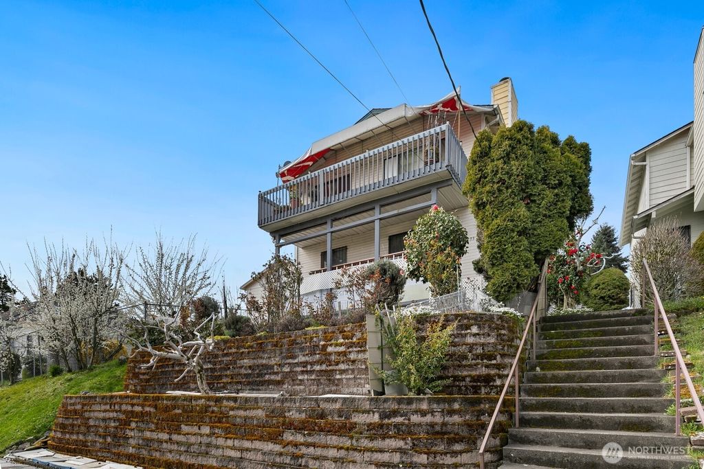 Photo of 5233 33rd Avenue S, Seattle, WA 98118 (MLS # 2502836)