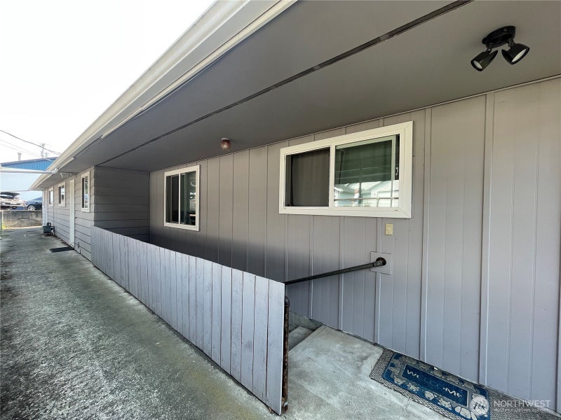 708 Grover Street