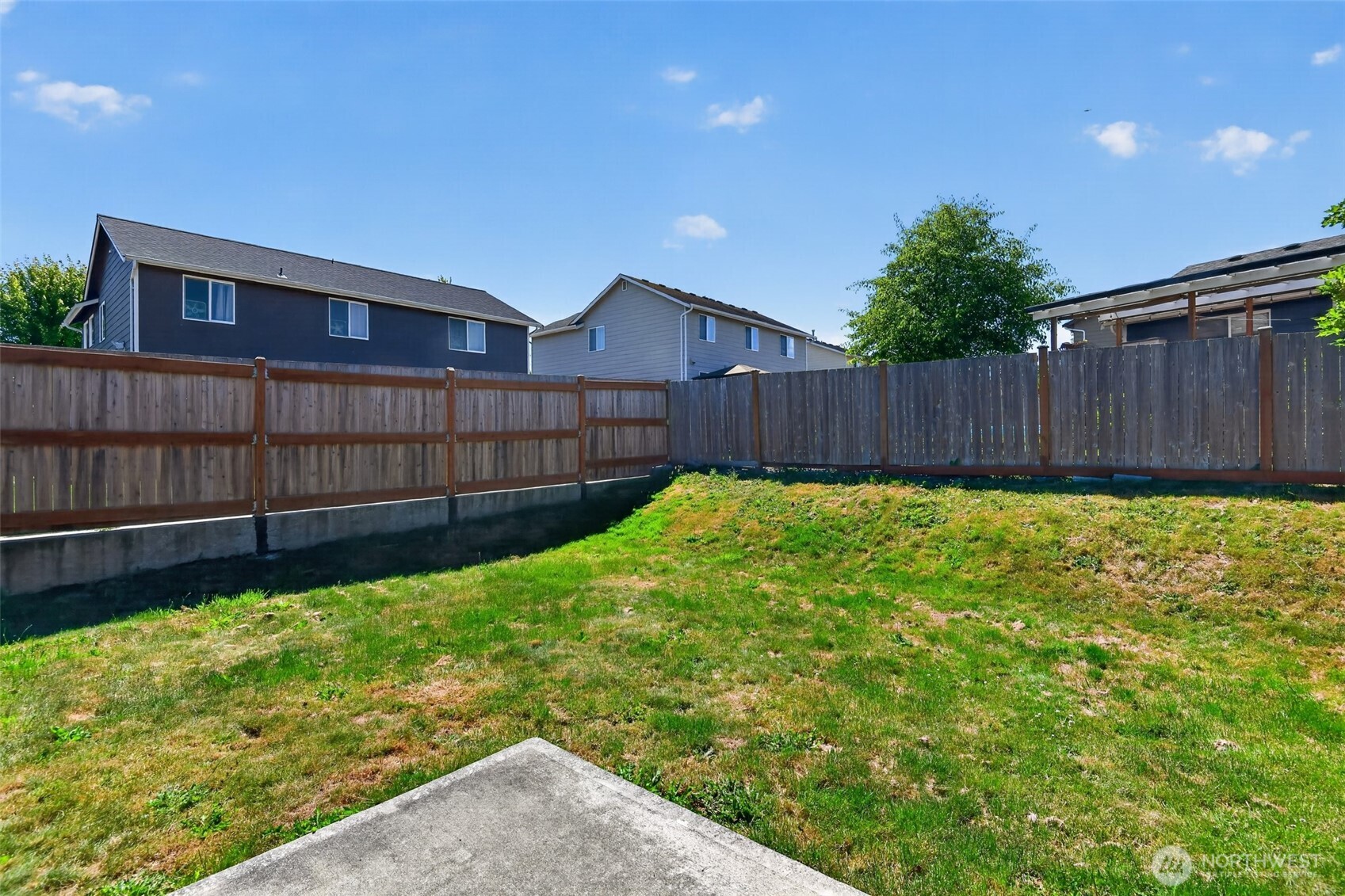 449 Dallas Street