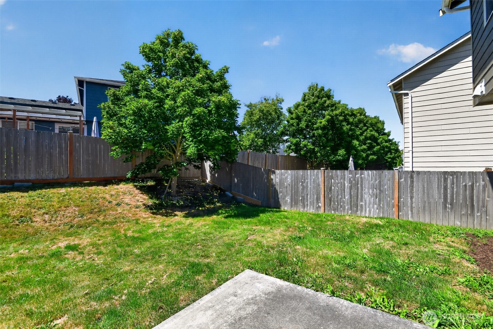 449 Dallas Street