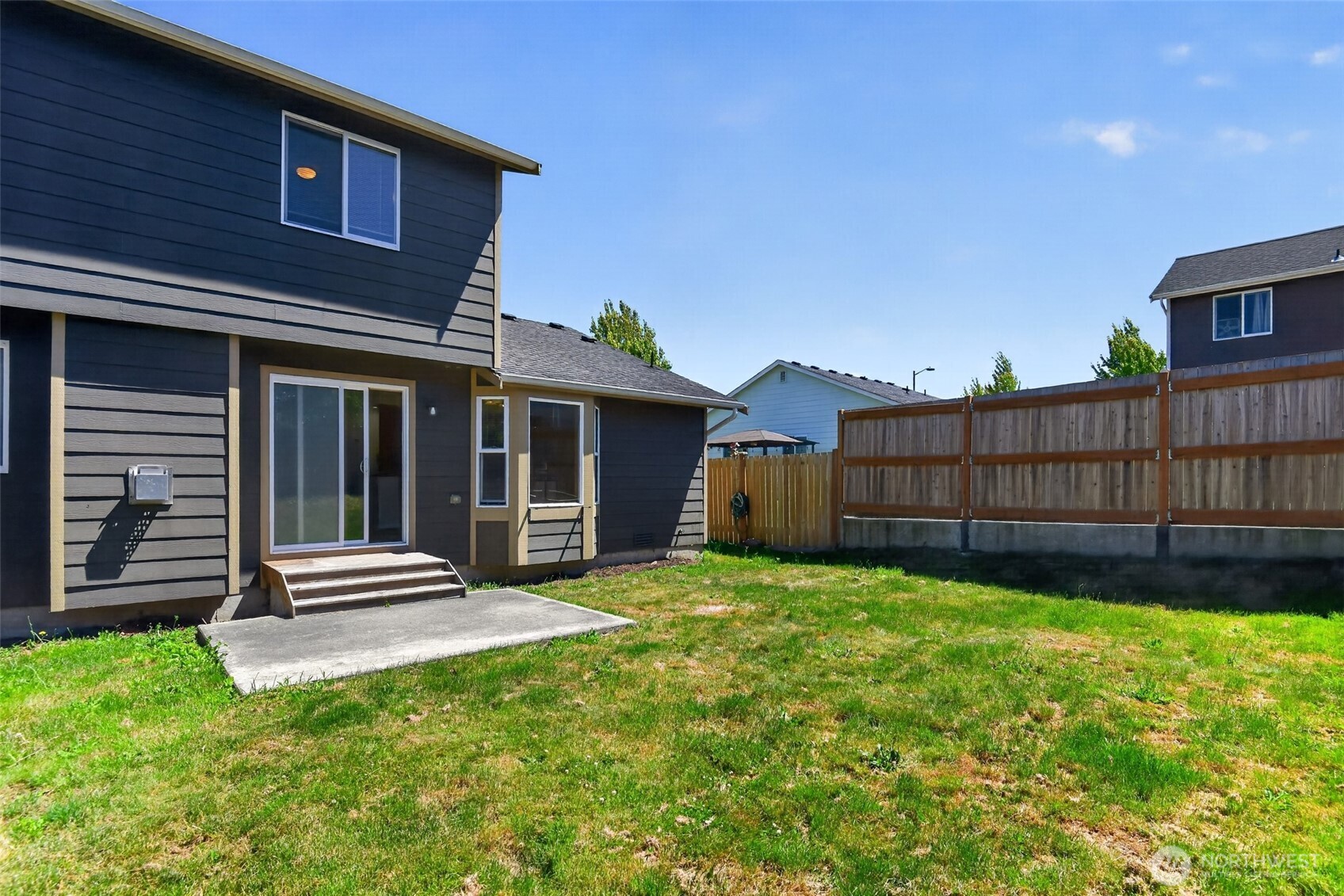 449 Dallas Street
