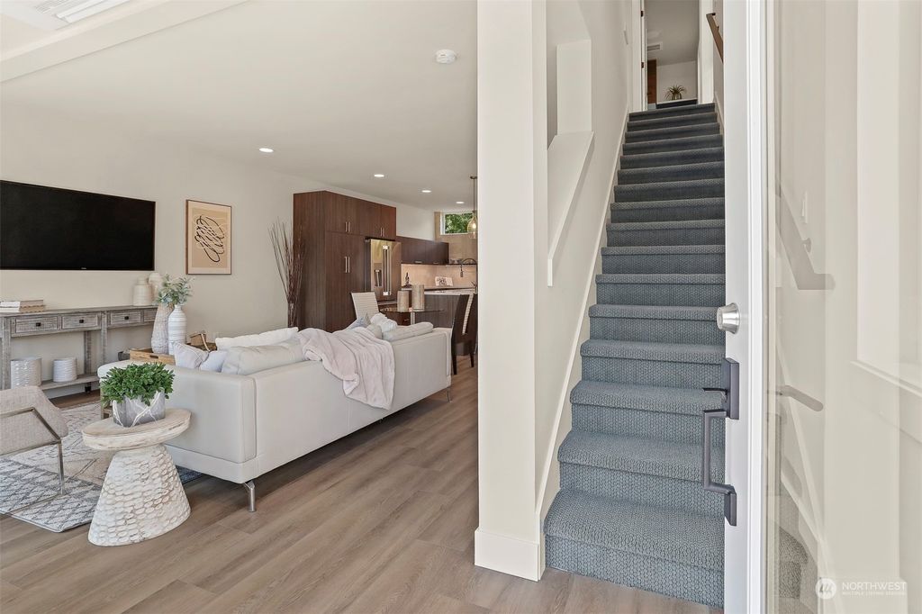 Photo of 520 N 48th Street #B, Seattle, WA 98103 (MLS # 2158181)