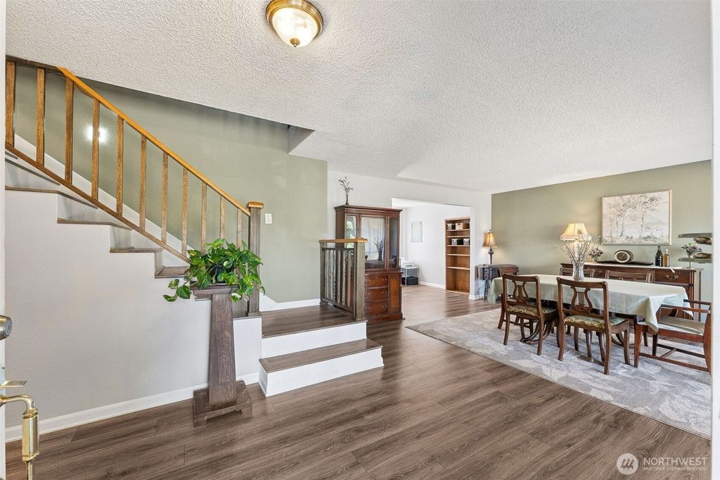 Photo of 15213 103rd Avenue Ct E, Puyallup, WA 98374 (MLS # 2526763)