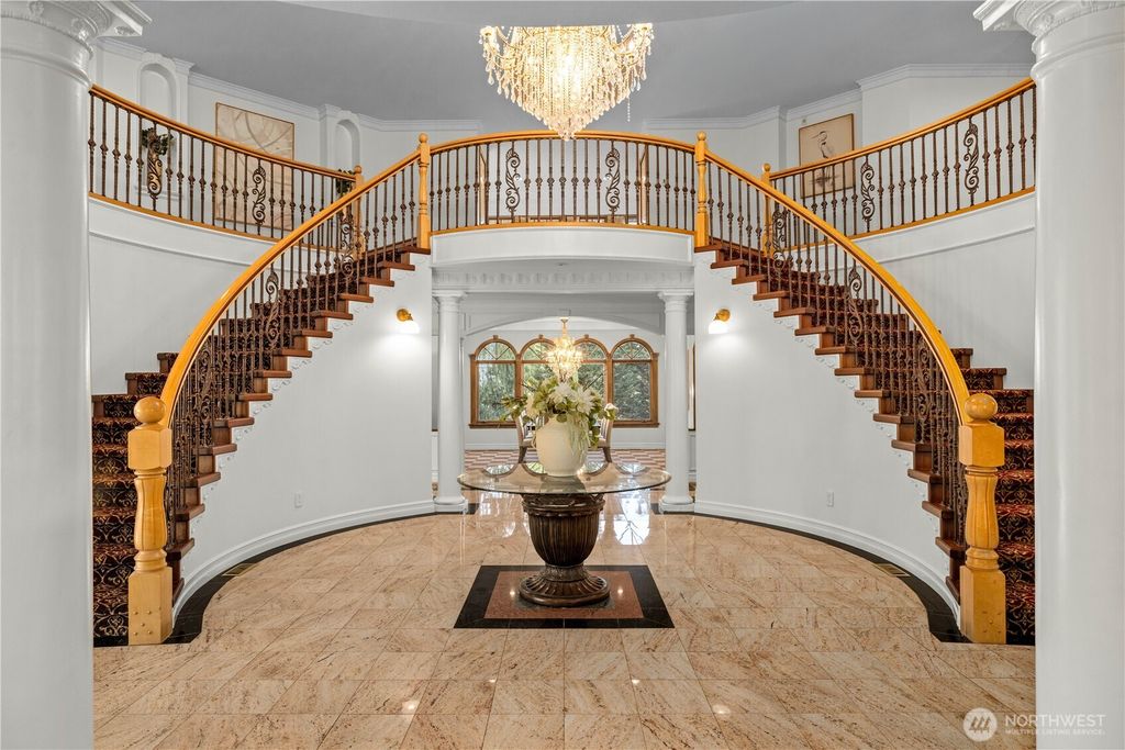 Photo of 6529 161st Place SE, Bellevue, WA 98006 (MLS # 2479872)