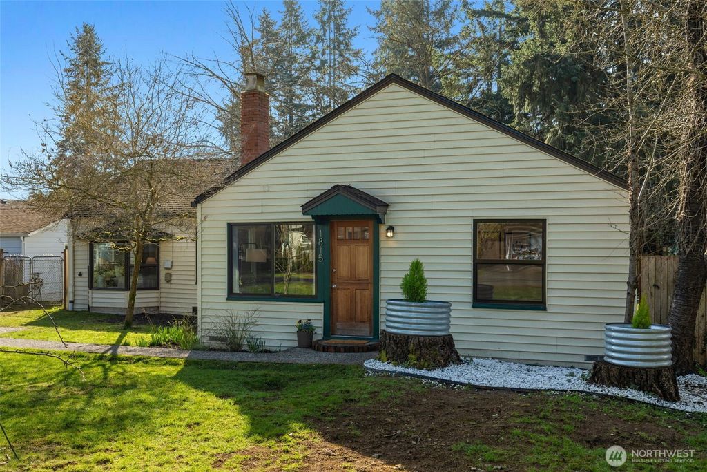 Photo of 1815 N 137th Street, Seattle, WA 98133 (MLS # 2487502)