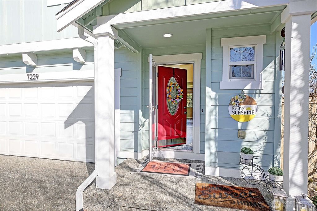 Photo of 7229 286th Place NW, Stanwood, WA 98292 (MLS # 2496421)