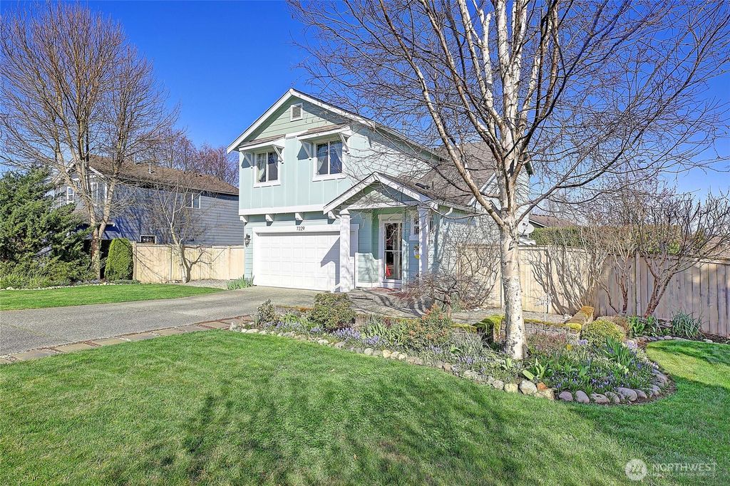 Photo of 7229 286th Place NW, Stanwood, WA 98292 (MLS # 2496421)