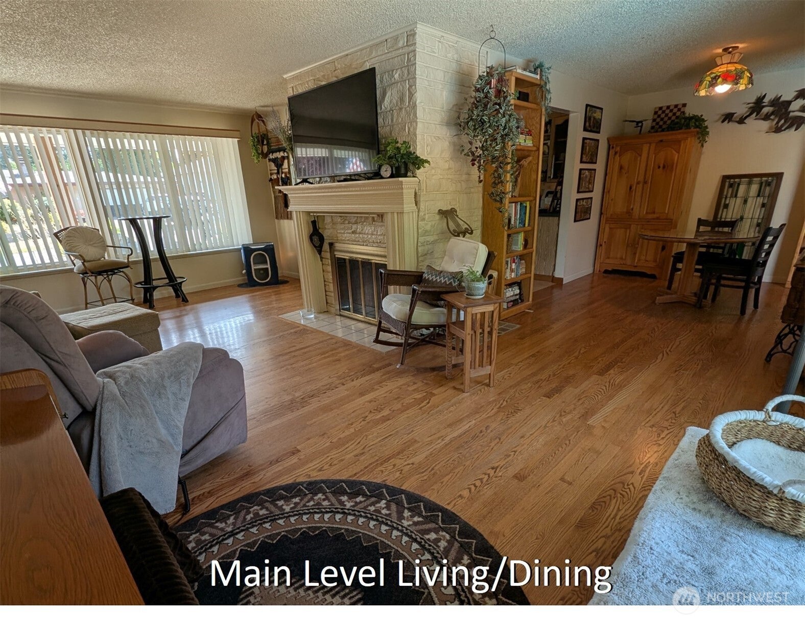 224 S 166th Street