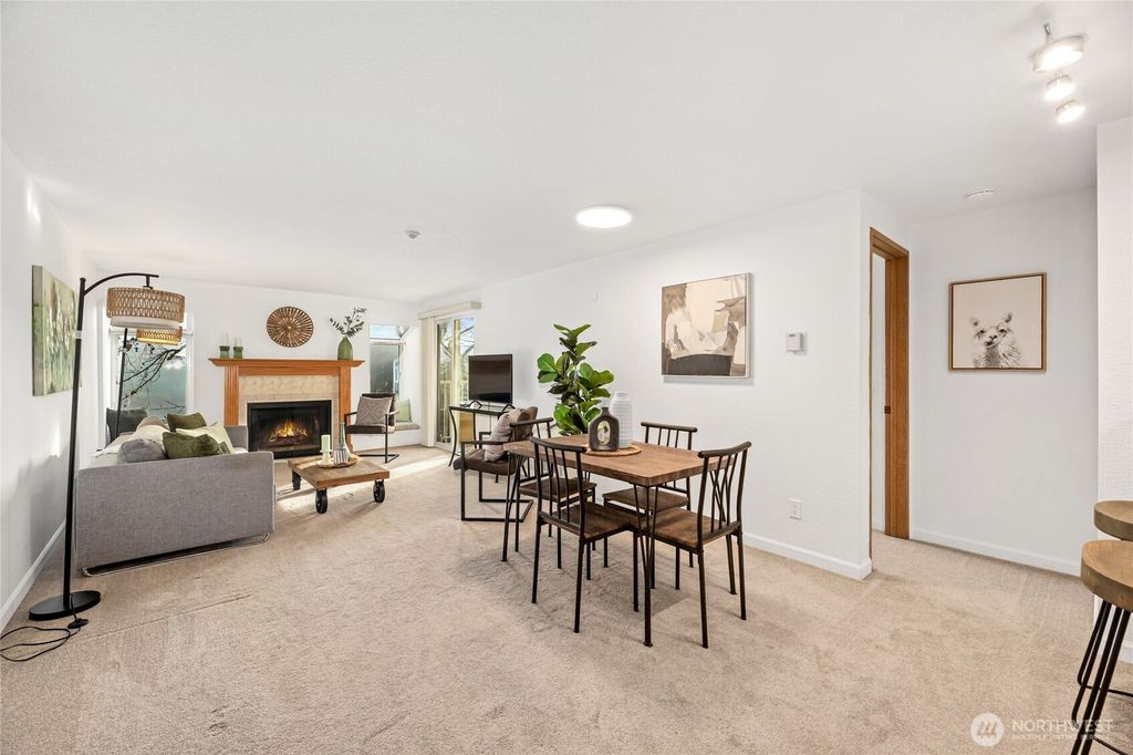 Photo of 7386 W Lake Sammamish #2-302, Redmond, WA 98052 (MLS # 2470553)