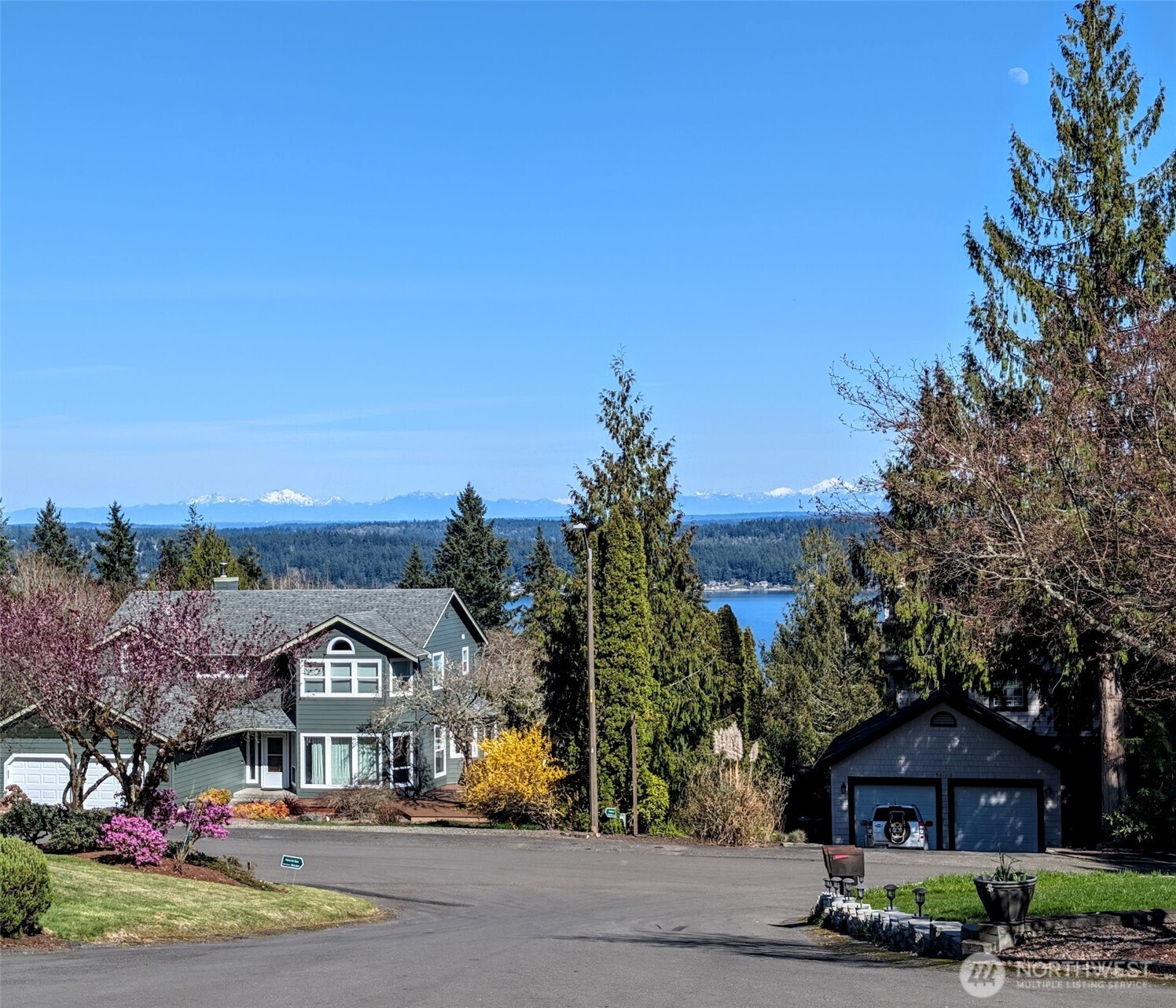 6494 Windward Place NW