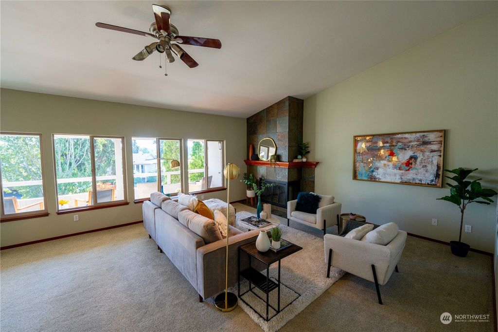 Photo of 23405 Lakeview Drive #H304, Mountlake Terrace, WA 98043 (MLS # 2161902)