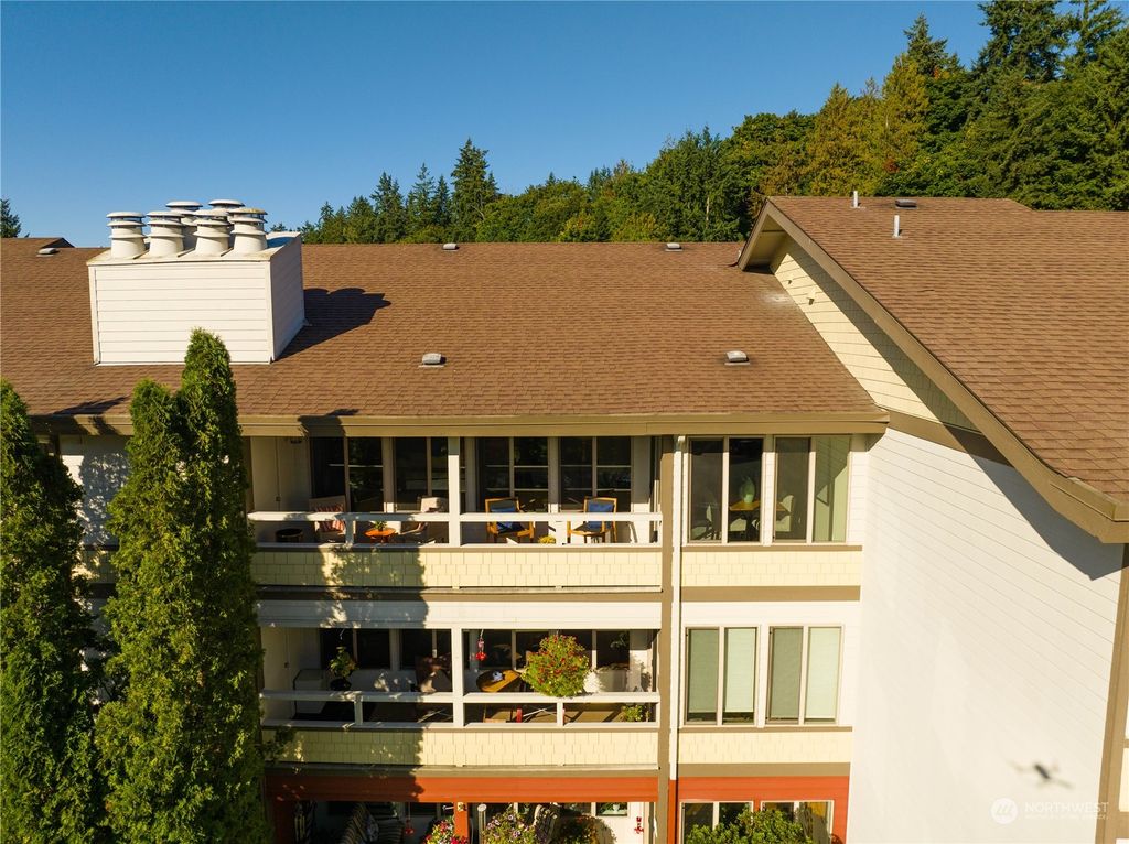 Photo of 23405 Lakeview Drive #H304, Mountlake Terrace, WA 98043 (MLS # 2161902)