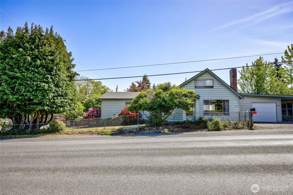 Photo of 1330 Sheridan Street, Port Townsend, WA 98368 (MLS # 2532045)