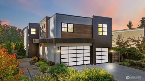 Photo of 2627 78th Avenue NE, Medina, WA 98039 (MLS # 2443695)