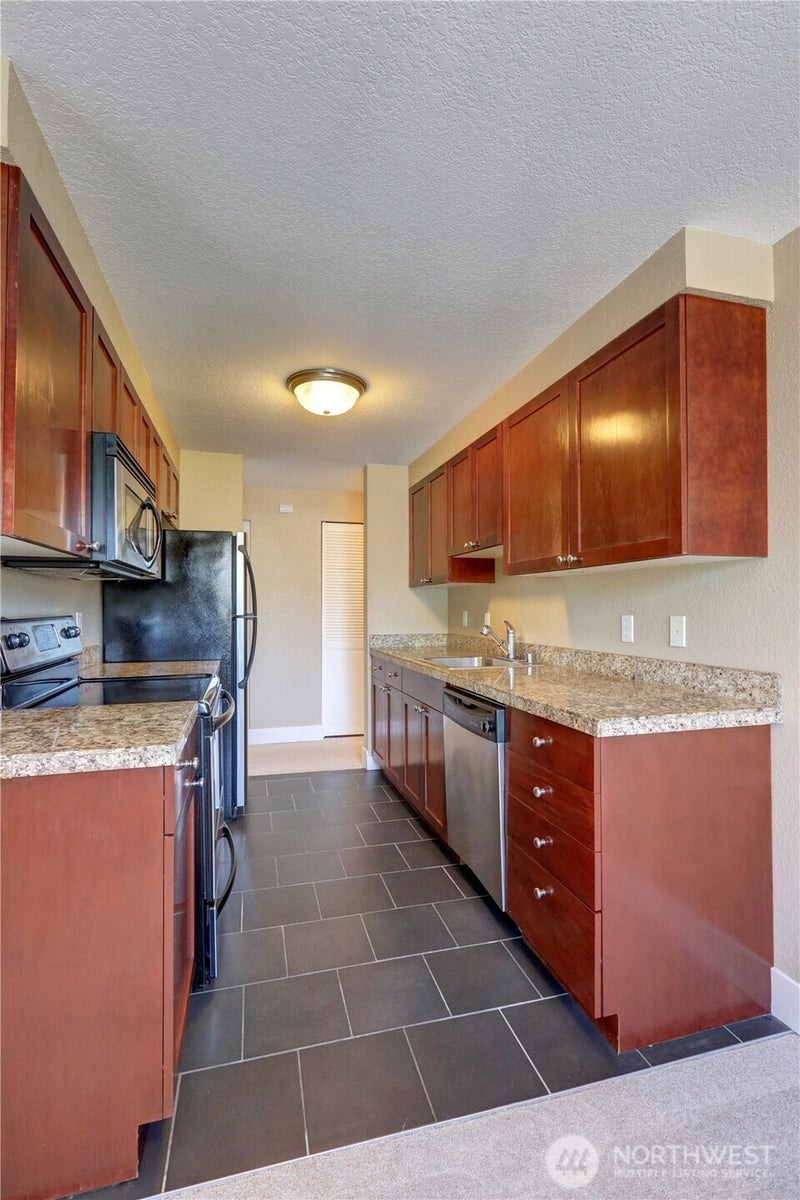 939 N 101st Street 302