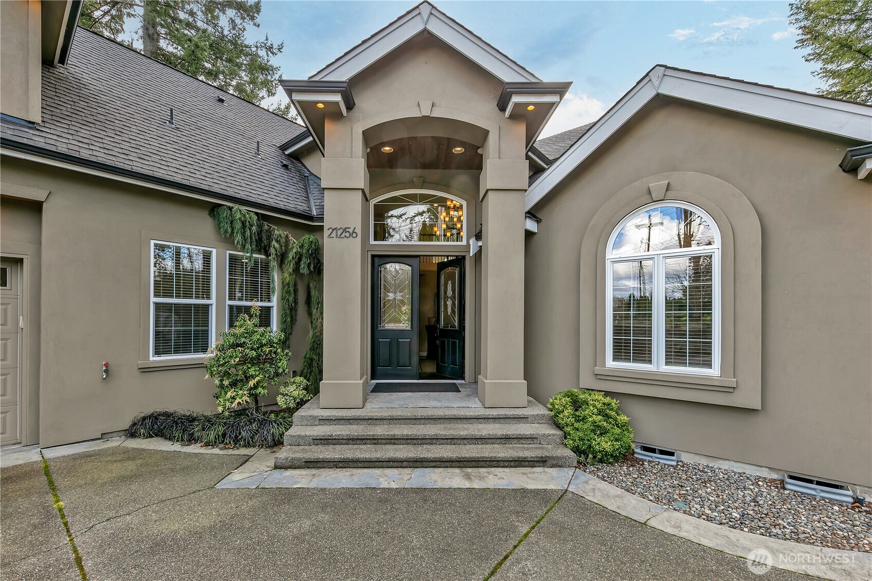 21256 39th Street Ct E