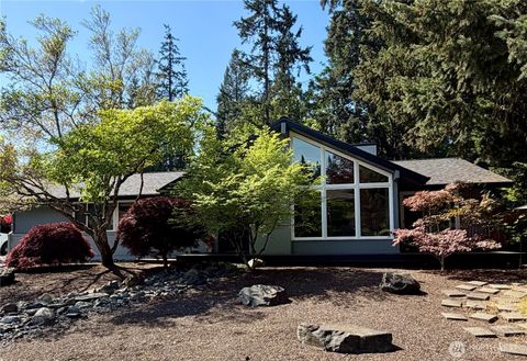 Photo of 1919 180th Avenue NE, Bellevue, WA 98008 (MLS # 2517739)