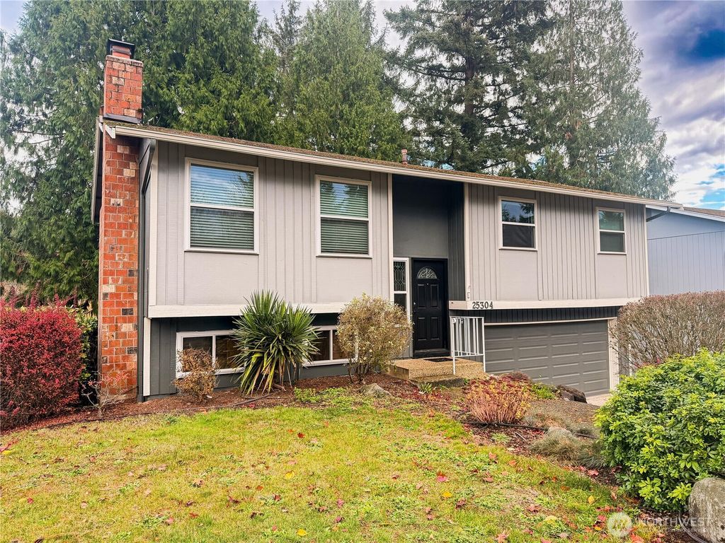 Photo of 25304 146th Avenue SE, Kent, WA 98042 (MLS # 2452189)