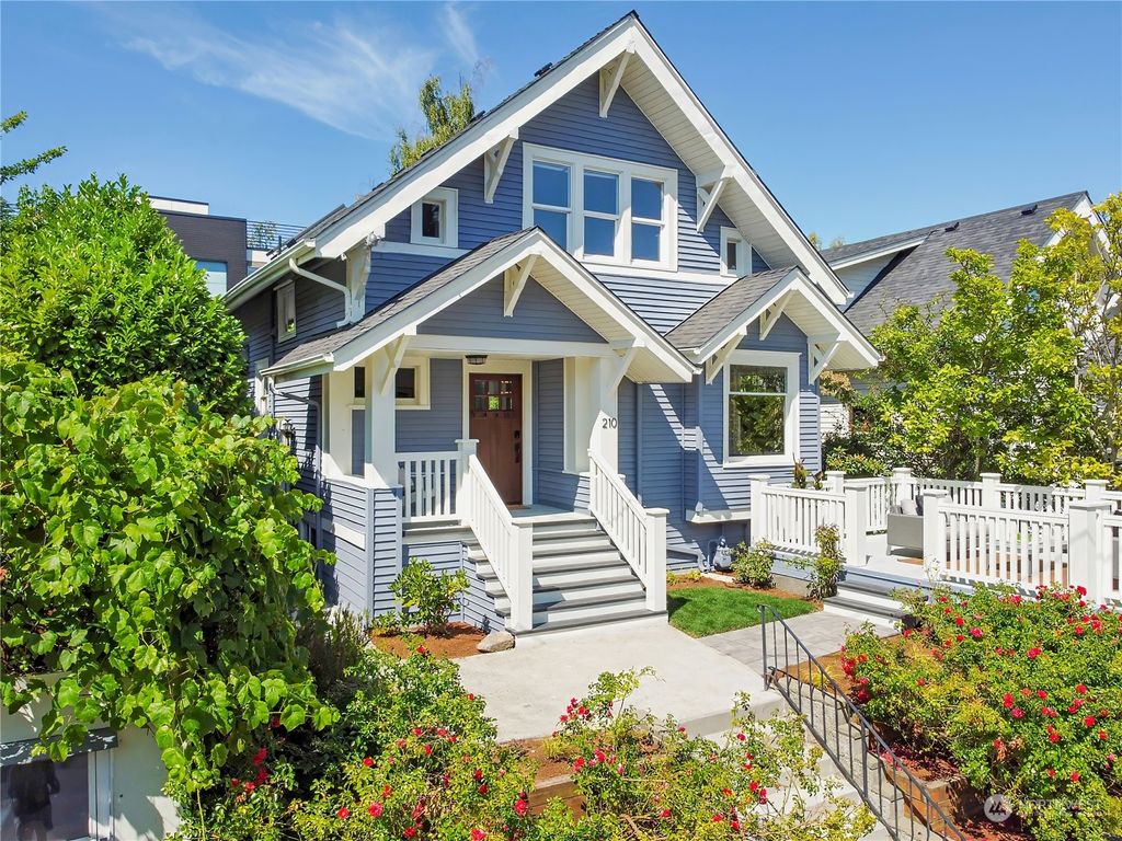 Photo of 210 Crockett Street, Seattle, WA 98109 (MLS # 2142582)