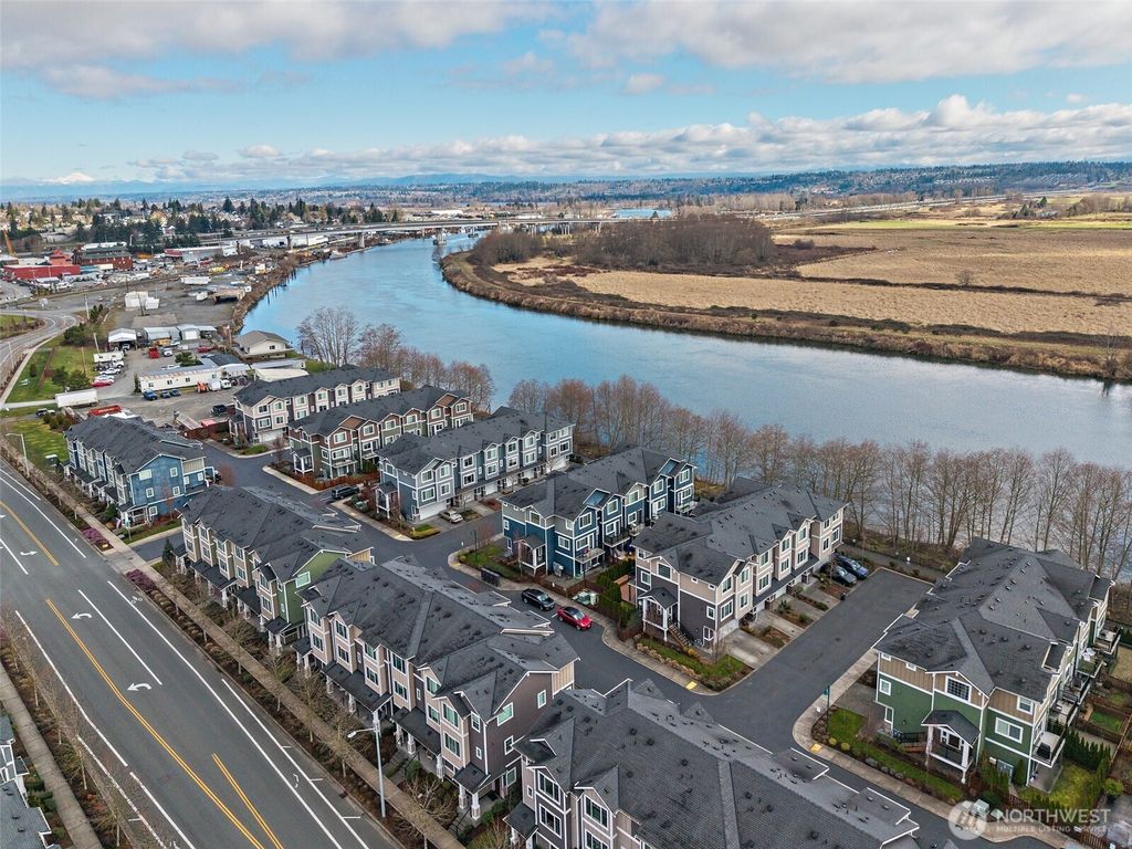 Photo of 3342 31st Drive, Everett, WA 98201 (MLS # 2341937)