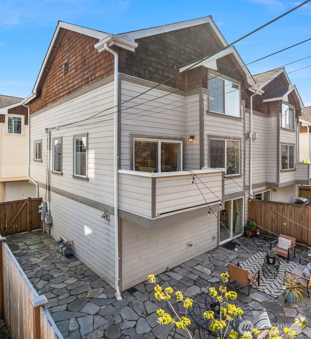 8521 Interlake Avenue N B #B, Seattle