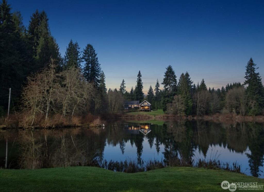 Photo of 18330 Crooked Mile Road, Granite Falls, WA 98252 (MLS # 2480724)